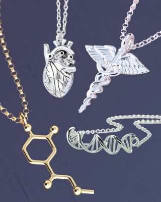 💍 ŠPERK, KTERÝ MLUVÍ ZA VÁS. Stříbro i zlato, které není jen doplňkem — ale symbolem toho, kým jste. Dárky, které mají...