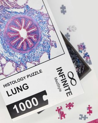 🧩 PUZZLE, KTERÉ ZVLÁDNE KAŽDÝ MEDIK. Složte si vlastní histologii plic — tisíc dílků, které Vám dají zabrat akorát tak,...